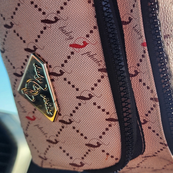 Baby Phat Sling Bag Fanny Back EUC Adjustable - Picture 4 of 4